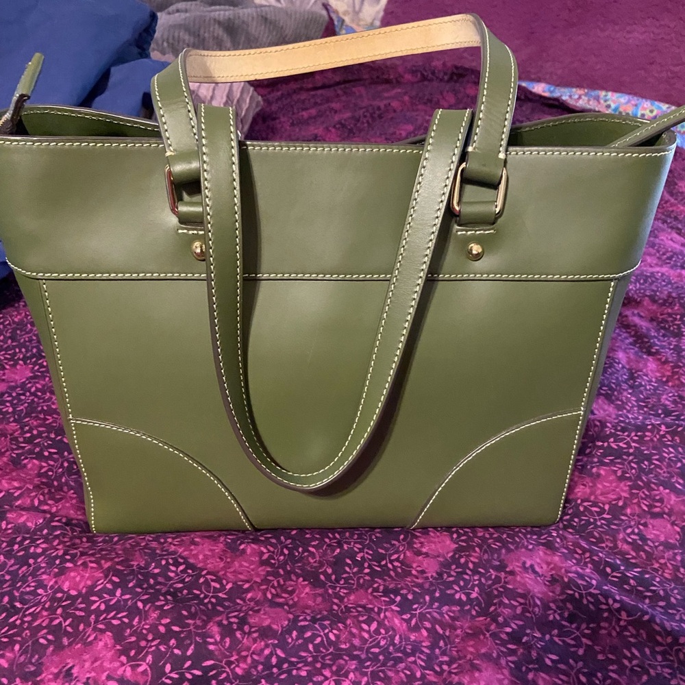 Dooney & Bourke Tote NWOT